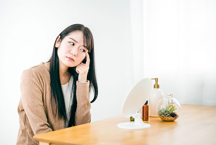 眼瞼下垂の進行度合いのチェック