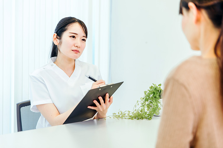 理想とする形とダウンタイムの両面で術式を選ぶ