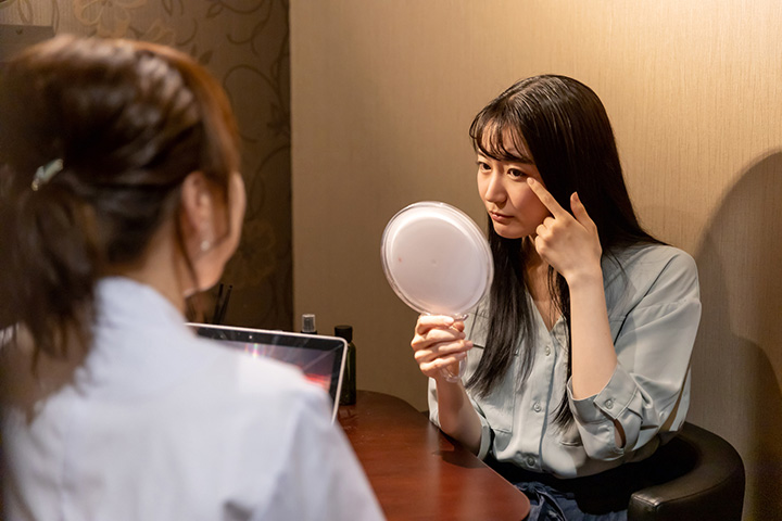 眼瞼下垂の治療方法