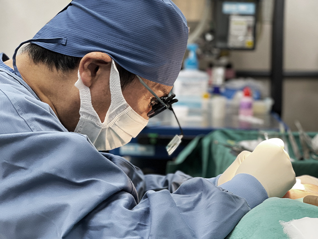 幅広い経験を持つ医師による手術