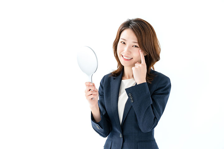 涙袋を大きくする方法は？