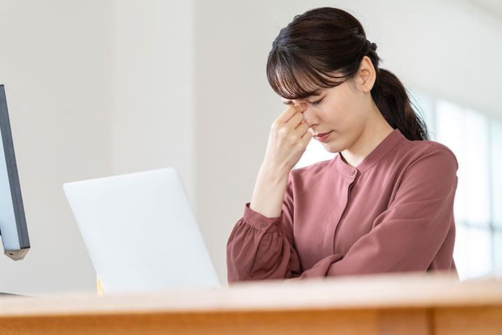 瞼板法より挙筋法の方が眼球が傷つくリスクは少ない