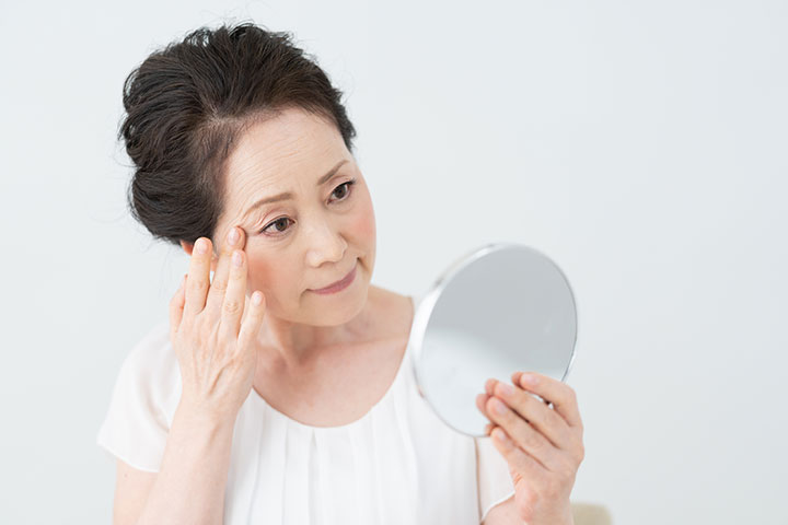 二重の幅を修正したい場合は